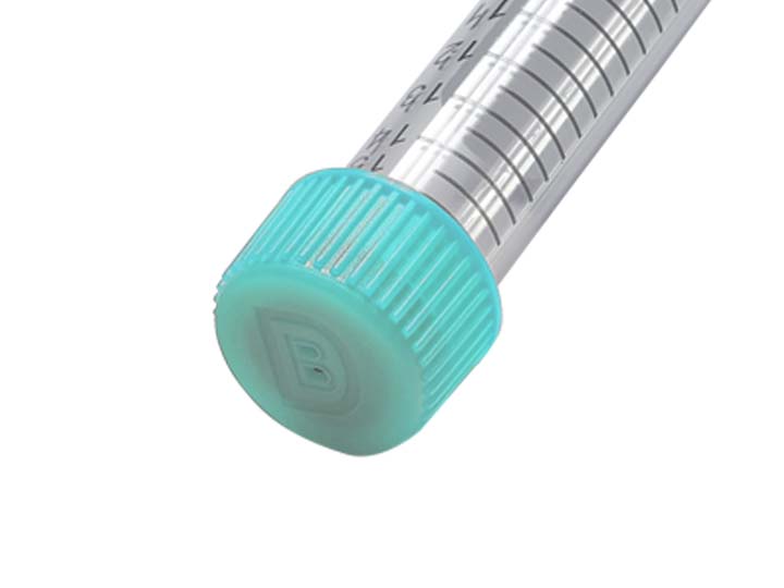 蓋子帶有透氣孔且?guī)Ф』z塞，用于連接注射器
